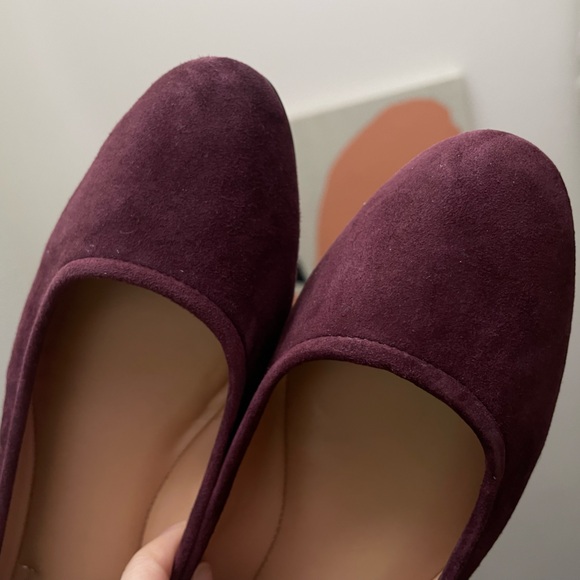 NWOB Vince Camuto Suede Ballerinas - Size 5.5 US - Picture 7 of 7
